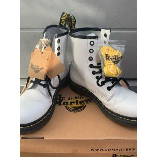 ドクターマーチン(Dr.Martens)のドクターマーチン　8ホール　ホワイト(ブーツ)