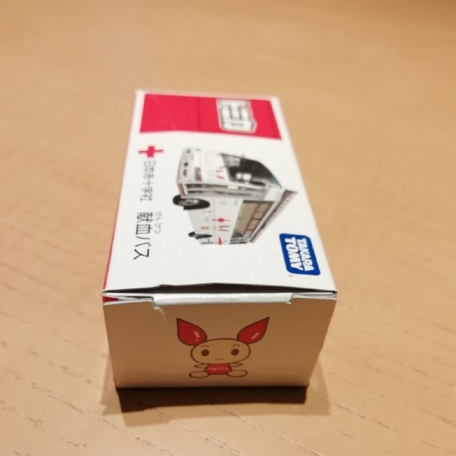 トミカ献血バス エンタメ/ホビーのおもちゃ/ぬいぐるみ(ミニカー)の商品写真