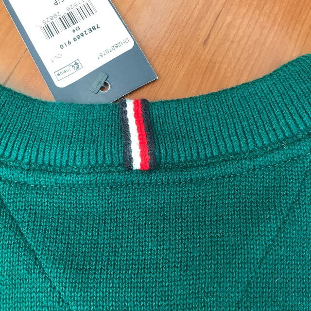 トミーフィルフィガー　セーターS 日本サイズM