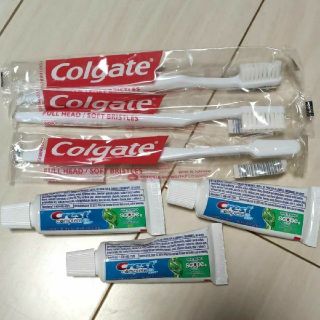 クレスト(Crest)のcolgate歯ブラシ&crest歯磨き粉(歯ブラシ/歯みがき用品)