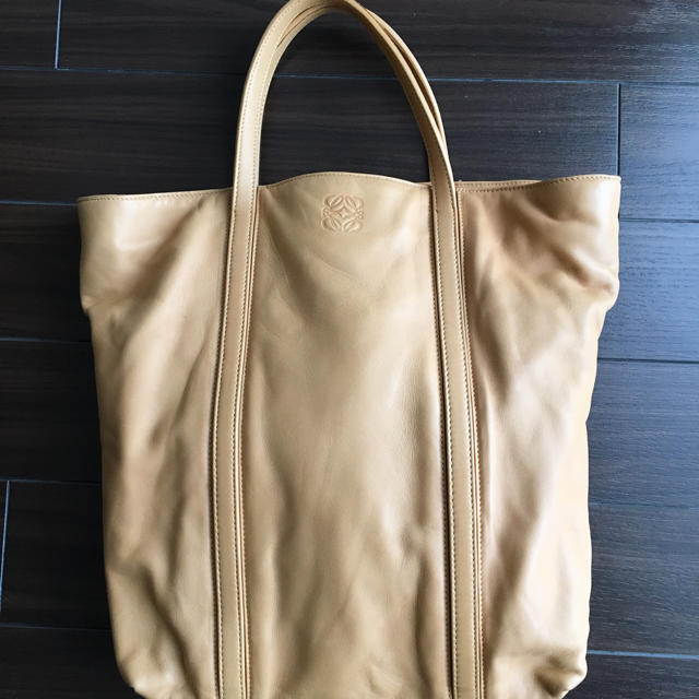 バッグ【値下げ中】ロエベ　LOEWE レザートートバッグ　新品　未使用