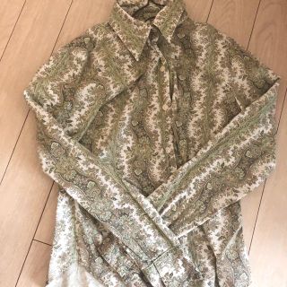 マウジー(moussy)のグリーン長袖柄シャツ(シャツ/ブラウス(長袖/七分))