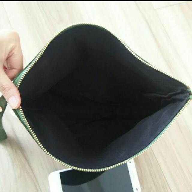 DouDou(ドゥドゥ)のクラッチバッグ グリーン 緑 レディースのバッグ(クラッチバッグ)の商品写真