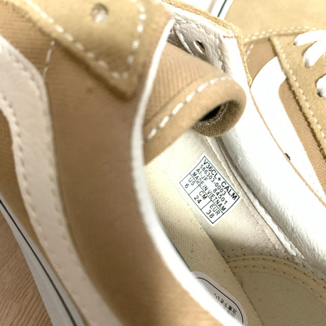 VANS(ヴァンズ)の【新品未使用】VANS オールドスクール GINGER ベージュ レディースの靴/シューズ(スニーカー)の商品写真