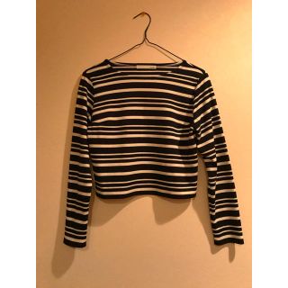 マウジー(moussy)のmoussy ショート丈トップス 白黒 ボーダー(カットソー(長袖/七分))