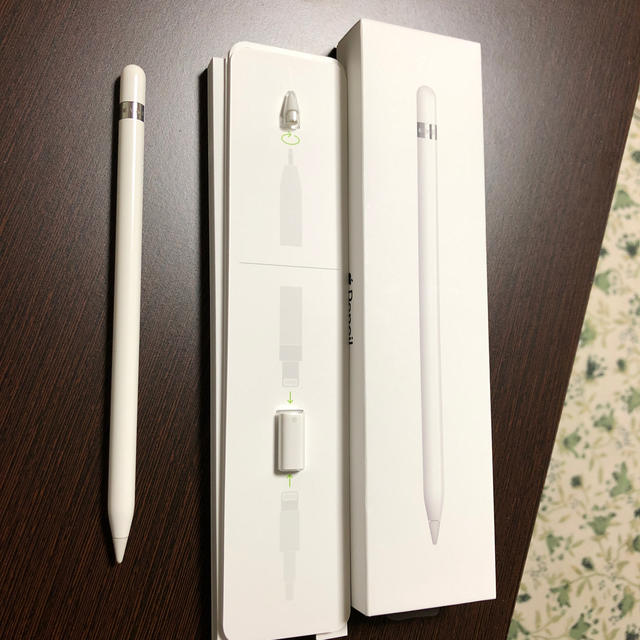 Apple(アップル)のapple pencil 第1世代 スマホ/家電/カメラのPC/タブレット(PC周辺機器)の商品写真