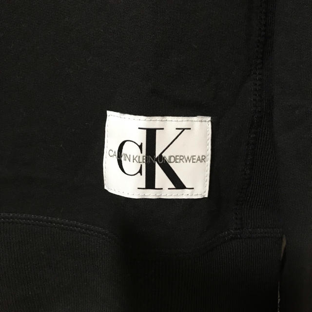 Calvin Klein(カルバンクライン)の【nakanakaiine様専用】CK ロンT メンズSサイズ メンズのトップス(Tシャツ/カットソー(七分/長袖))の商品写真