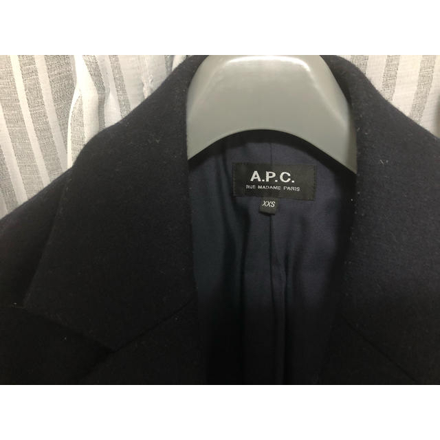 A.P.C(アーペーセー)のA.P.C. Viscontiコート　XXS ネイビー メンズのジャケット/アウター(チェスターコート)の商品写真