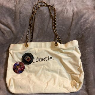 ジュエティ(jouetie)のjouetie 缶バッチ付き　トートバッグ(トートバッグ)