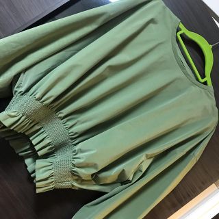 ザラ(ZARA)のZARA トップス(カットソー(長袖/七分))