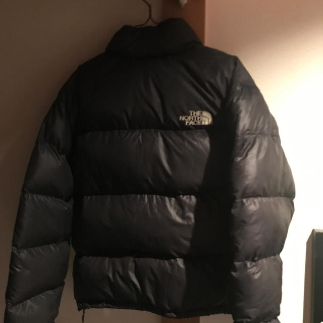 THE NORTH FACE(ザノースフェイス)のノースフェイス  ダウン　ヌプシ  黒　M  メンズのジャケット/アウター(ダウンジャケット)の商品写真