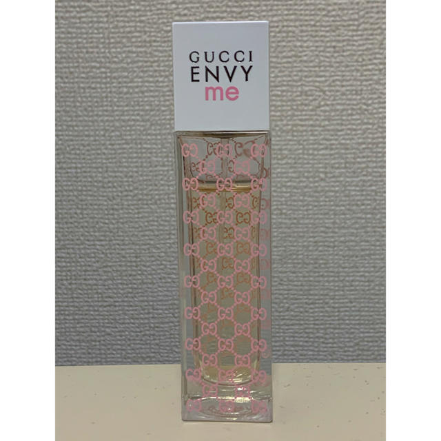 Gucci(グッチ)のGUCCI エンヴィ ミー オードトワレ 30ml コスメ/美容の香水(香水(女性用))の商品写真