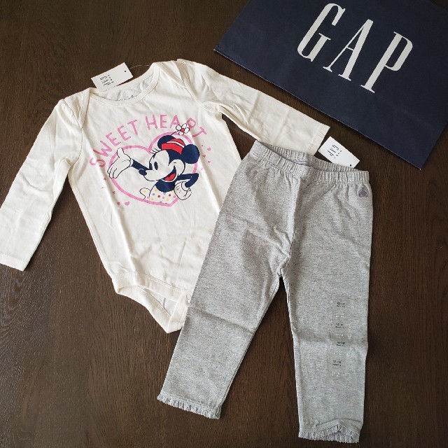 babyGAP(ベビーギャップ)の【新品】babyGAP　ミニーボディ&レースレギンス　80 キッズ/ベビー/マタニティのベビー服(~85cm)(パンツ)の商品写真