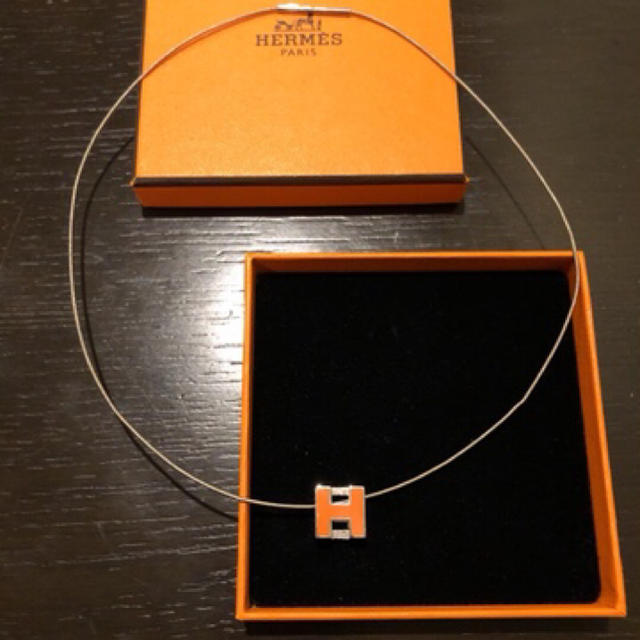 【1/5までセール】HERMES エルメスネックレス  ワイヤーキューブオレンジ