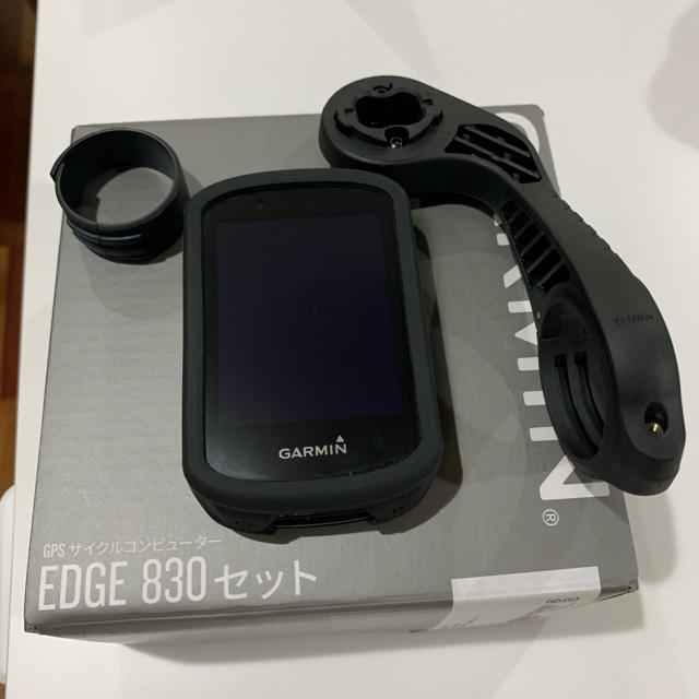 GARMIN EDGE 830 純正ケース付（スピード/ケイデンスセンサー無し） スポーツ/アウトドアの自転車(パーツ)の商品写真