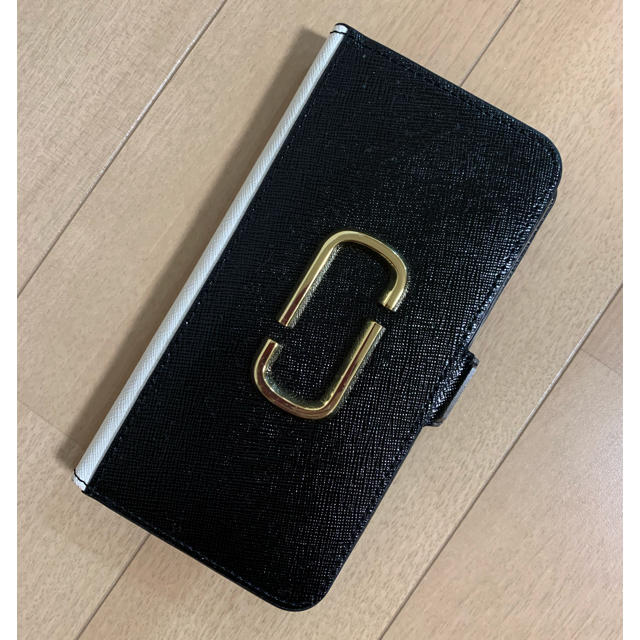 MARC JACOBS iPhoneXRケース