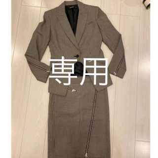 ヴィヴィアンウエストウッド(Vivienne Westwood)の24時間限定SALE！DKNY 上質モードなオシャレスーツ(スーツ)