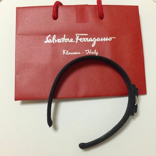 サルヴァトーレフェラガモ(Salvatore Ferragamo)のフェラガモ♡リボンカチューシャ(カチューシャ)