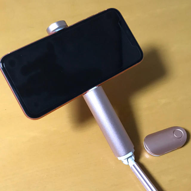 Apple(アップル)の CliqueFie Selfie Stick Apple自撮り棒 スマホ/家電/カメラのスマホアクセサリー(自撮り棒)の商品写真