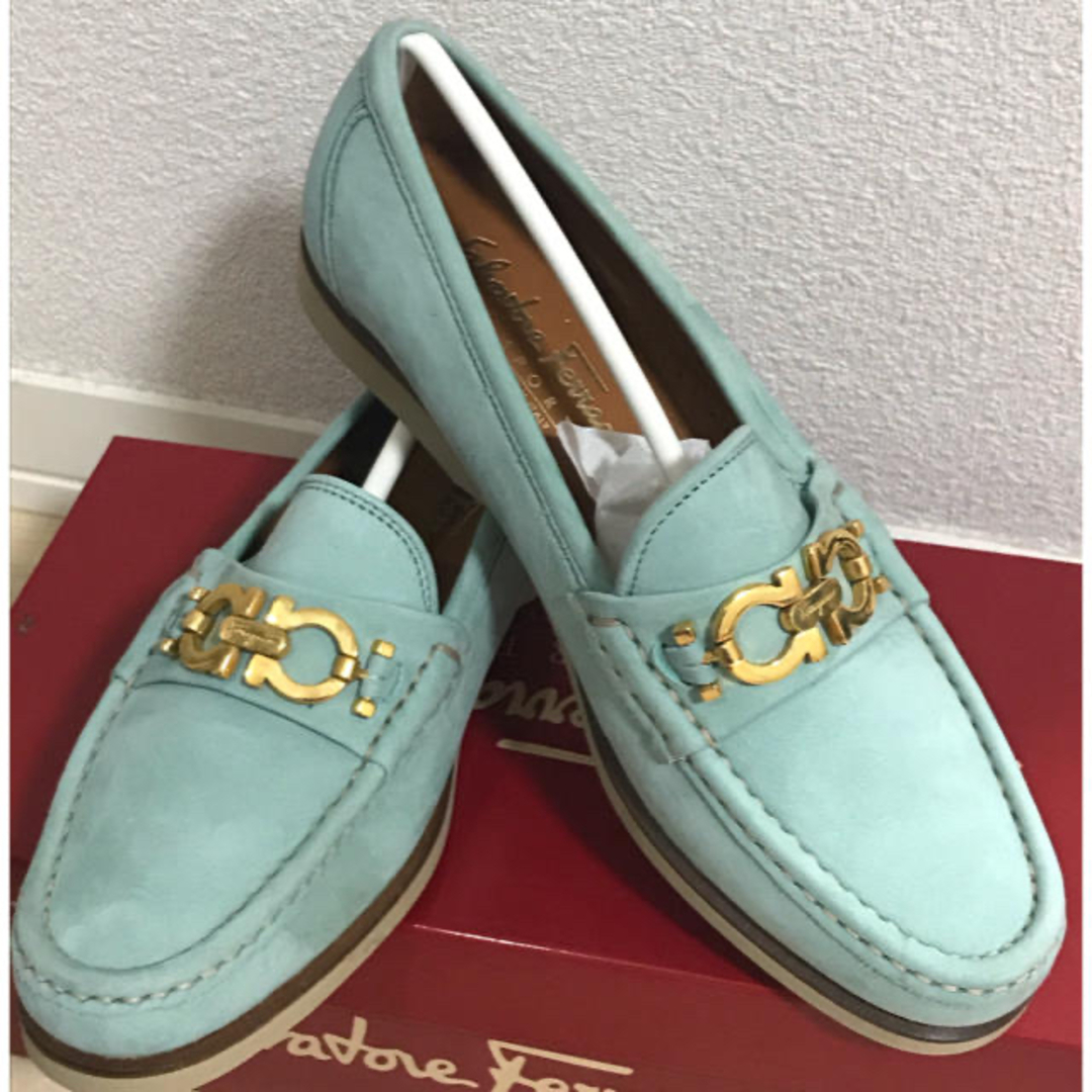 Salvatore Ferragamo(サルヴァトーレフェラガモ)のSalvatore Ferragamo 靴 レディースの靴/シューズ(ローファー/革靴)の商品写真