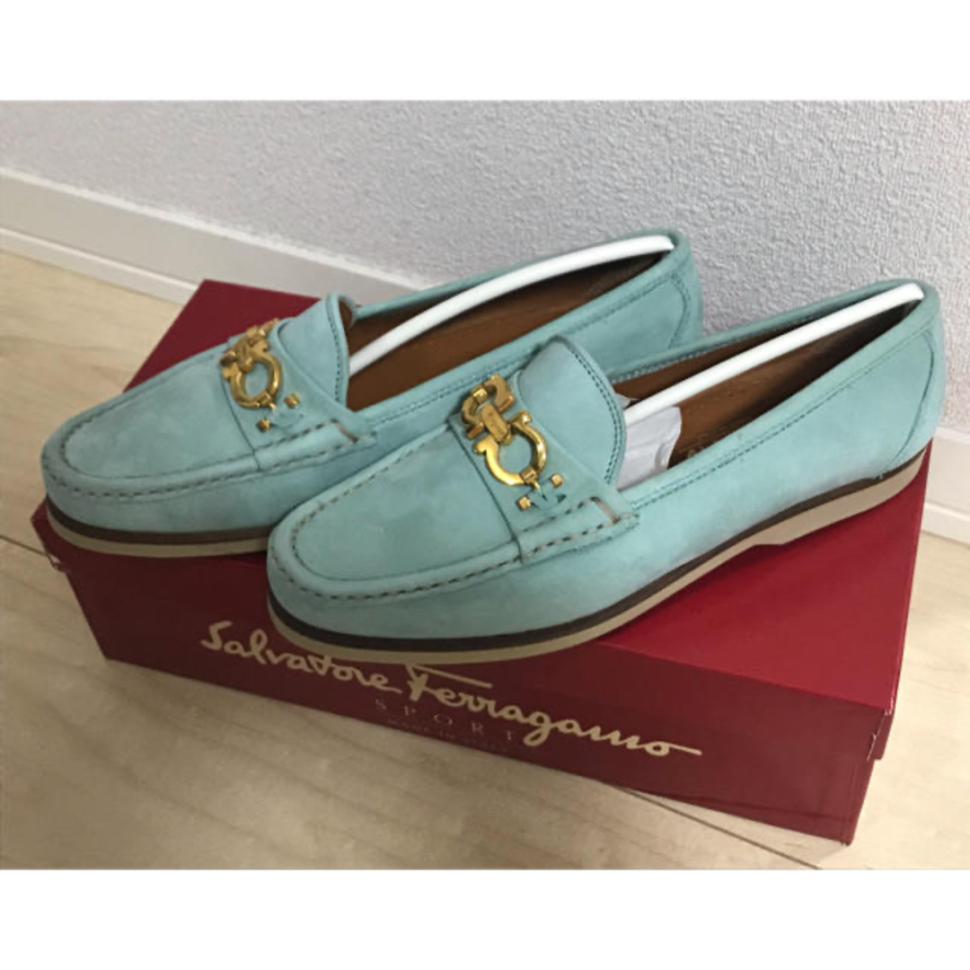 Salvatore Ferragamo(サルヴァトーレフェラガモ)のSalvatore Ferragamo 靴 レディースの靴/シューズ(ローファー/革靴)の商品写真