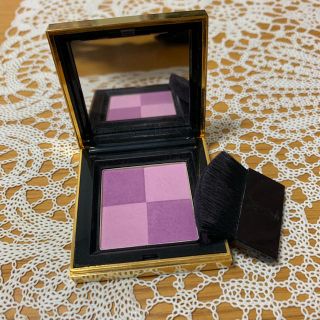 イヴサンローランボーテ(Yves Saint Laurent Beaute)の【イブサンローラン】ブラッシュラディアンス(チーク)