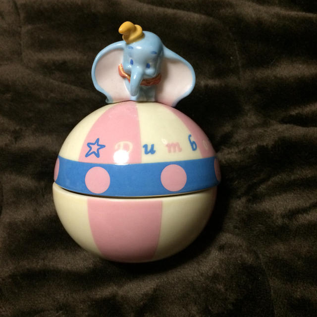 ディズニー ダンボ 陶器キャンディポット | フリマアプリ ラクマ