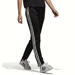 アディダス(adidas)のadidas トラックパンツ(カジュアルパンツ)