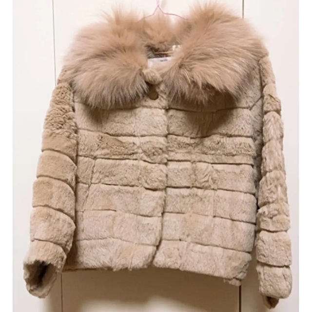 SNIDEL(スナイデル)のsnidel リアルファーショートコート　ファーショートコート レディースのジャケット/アウター(毛皮/ファーコート)の商品写真