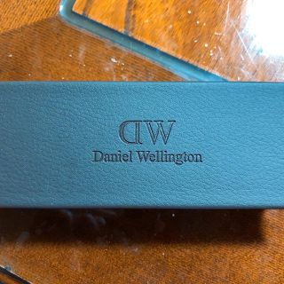 ダニエルウェリントン(Daniel Wellington)のダニエルウェリントン　変えベルト　期間限定価格☆(腕時計)