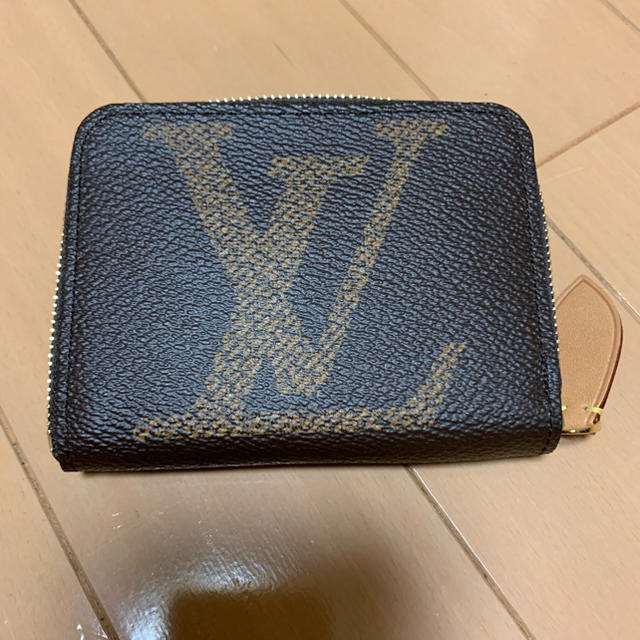 LOUIS VUITTON モノグラムジャイアントレディース