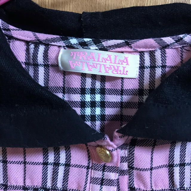 TRALALA(トゥララ)のリズリサ  TRALALA フード付きシャツ レディースのトップス(シャツ/ブラウス(長袖/七分))の商品写真