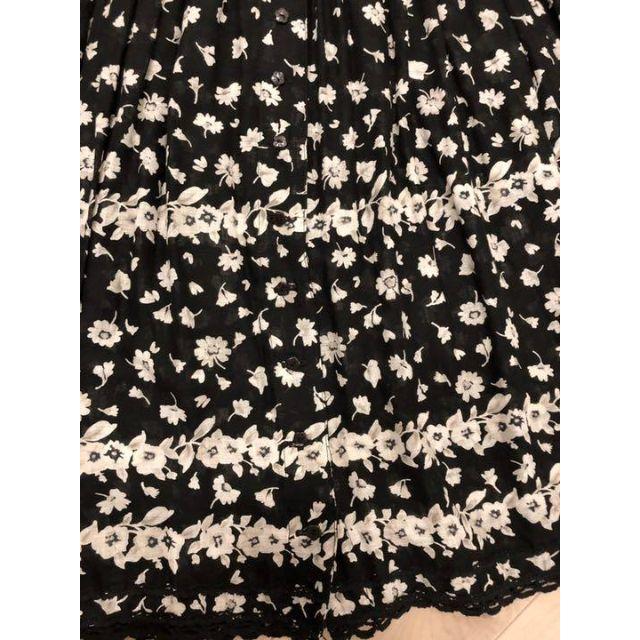 INGEBORG(インゲボルグ)のインゲボルグ　ティアードスカート　黒　花柄 レディースのスカート(ロングスカート)の商品写真