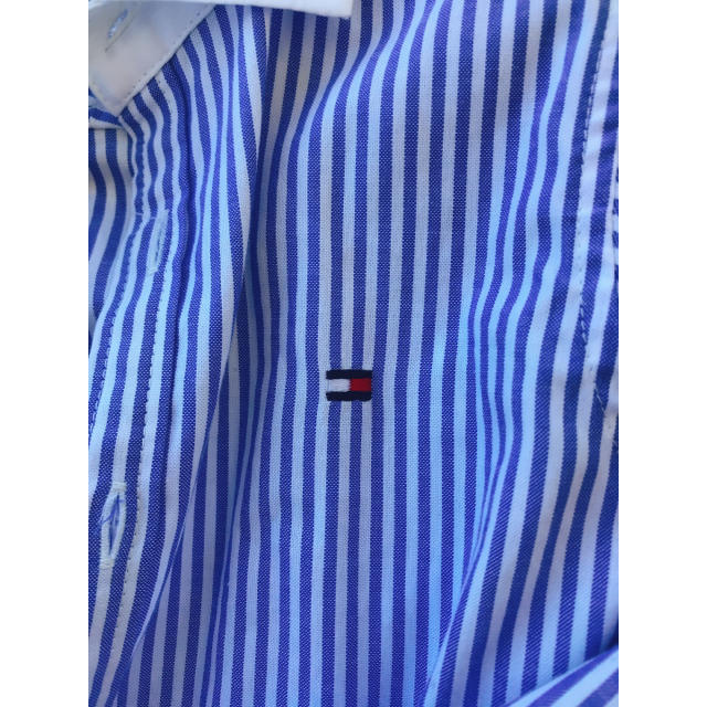 TOMMY HILFIGER(トミーヒルフィガー)のトミーヒルフィガー　ドレスシャツ キッズ/ベビー/マタニティのキッズ服男の子用(90cm~)(ブラウス)の商品写真