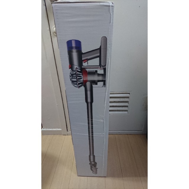 Dyson(ダイソン)のdyson v7 slim 新品未使用 未開封 スマホ/家電/カメラの生活家電(掃除機)の商品写真