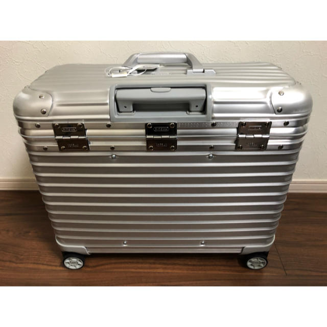 リモワ パイロットRimowa pilot trolley 34L 未使用 廃盤