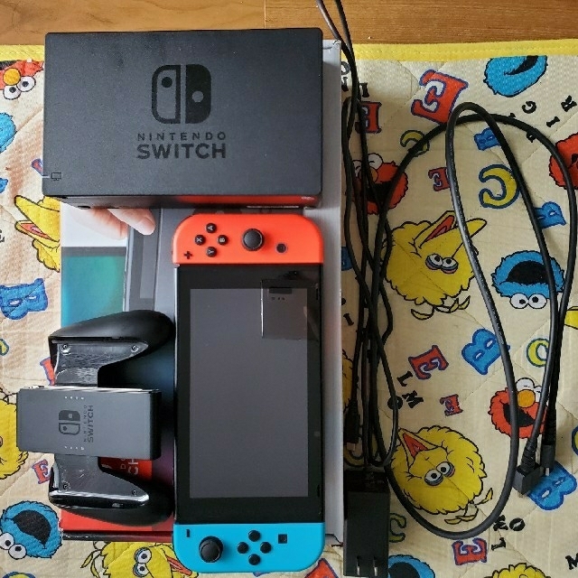 Nintendo Switch Joy-Con (L) ネオンブルー/ (R)