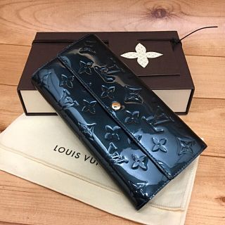 ルイヴィトン(LOUIS VUITTON)の正規品【なかなか綺麗】LOUIS VUITTON ヴェルニ  長財布(財布)