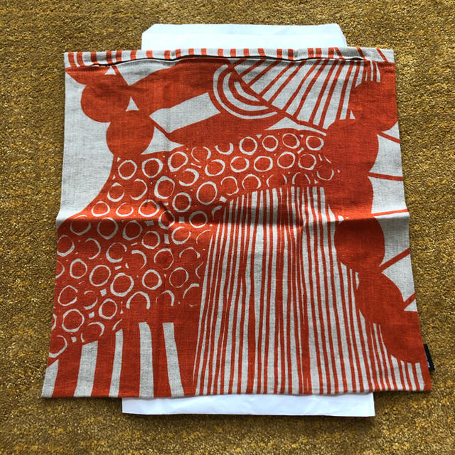 marimekko Siirtolapuutarha 完売クッションカバー