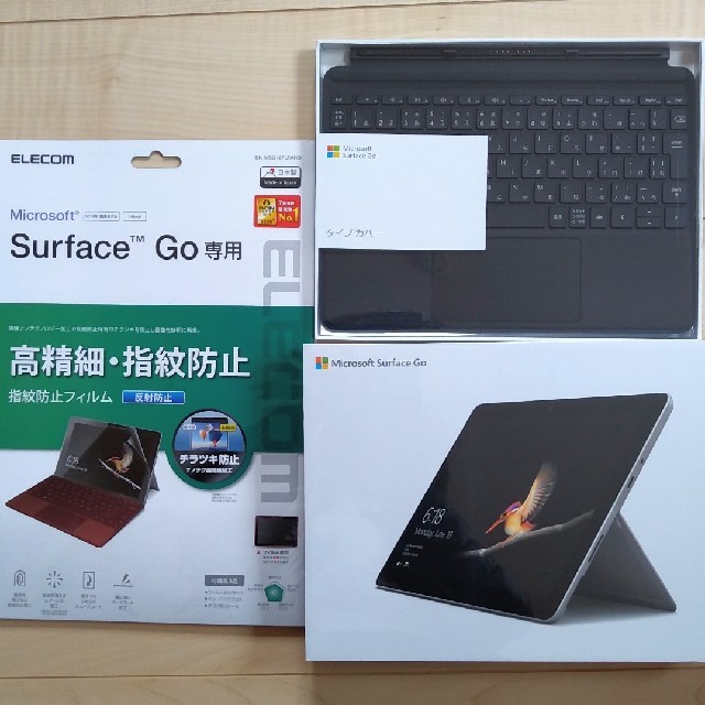 Microsoft(マイクロソフト)のSurface Go 本体 タイプカバー 指紋防止フィルム スマホ/家電/カメラのPC/タブレット(タブレット)の商品写真