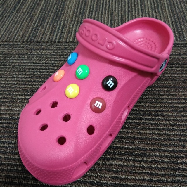 crocs(クロックス)のチョコレートタイプ　色選択自由　2個　クロックス用ジビッツ メンズのアクセサリー(その他)の商品写真