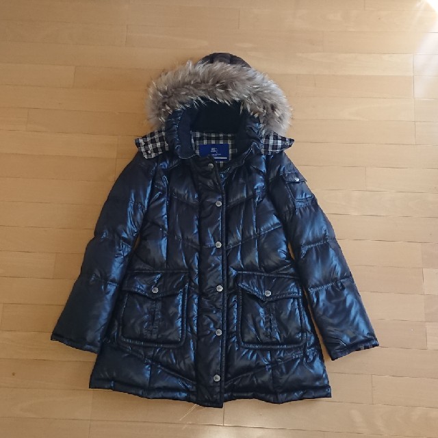 BURBERRY BLUE LABEL(バーバリーブルーレーベル)のぷーの雨様専用 BURBERRY BLUE LABEL ダウンコート レディースのジャケット/アウター(ダウンコート)の商品写真