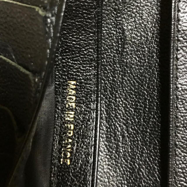 CHANEL(シャネル)のままん様専用　シャネル   財布　二つ折り　ウォレット　黒 レディースのファッション小物(財布)の商品写真