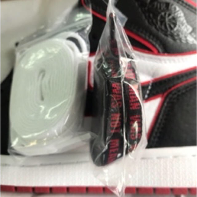 NIKE(ナイキ)のAIR JORDAN 1 HI OG BLACK/RED メンズの靴/シューズ(スニーカー)の商品写真