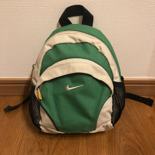 NIKE(ナイキ)のNIKE ベビー･キッズ リュック キッズ/ベビー/マタニティのこども用バッグ(リュックサック)の商品写真