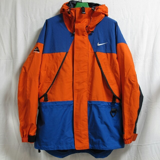 NIKE スノーボード　ウェア