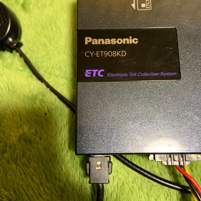 Panasonic(パナソニック)の【パナソニック】分離型ＥＴＣ・CY-ET908KD 自動車/バイクの自動車(ETC)の商品写真