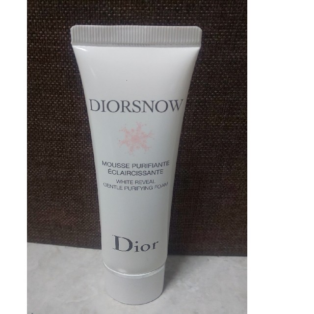 Dior(ディオール)のDior  未使用スノーホワイトフォーム  50ml コスメ/美容のスキンケア/基礎化粧品(洗顔料)の商品写真