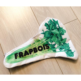 フラボア(FRAPBOIS)の【セール】FRAPBOIS野菜(セロリ)ポーチ　小物入れ(ポーチ)