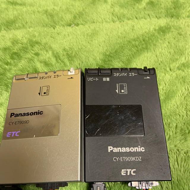 Panasonic(パナソニック)の【パナソニック】分離型ETC・CY-ET909(2台セット) 自動車/バイクの自動車(ETC)の商品写真